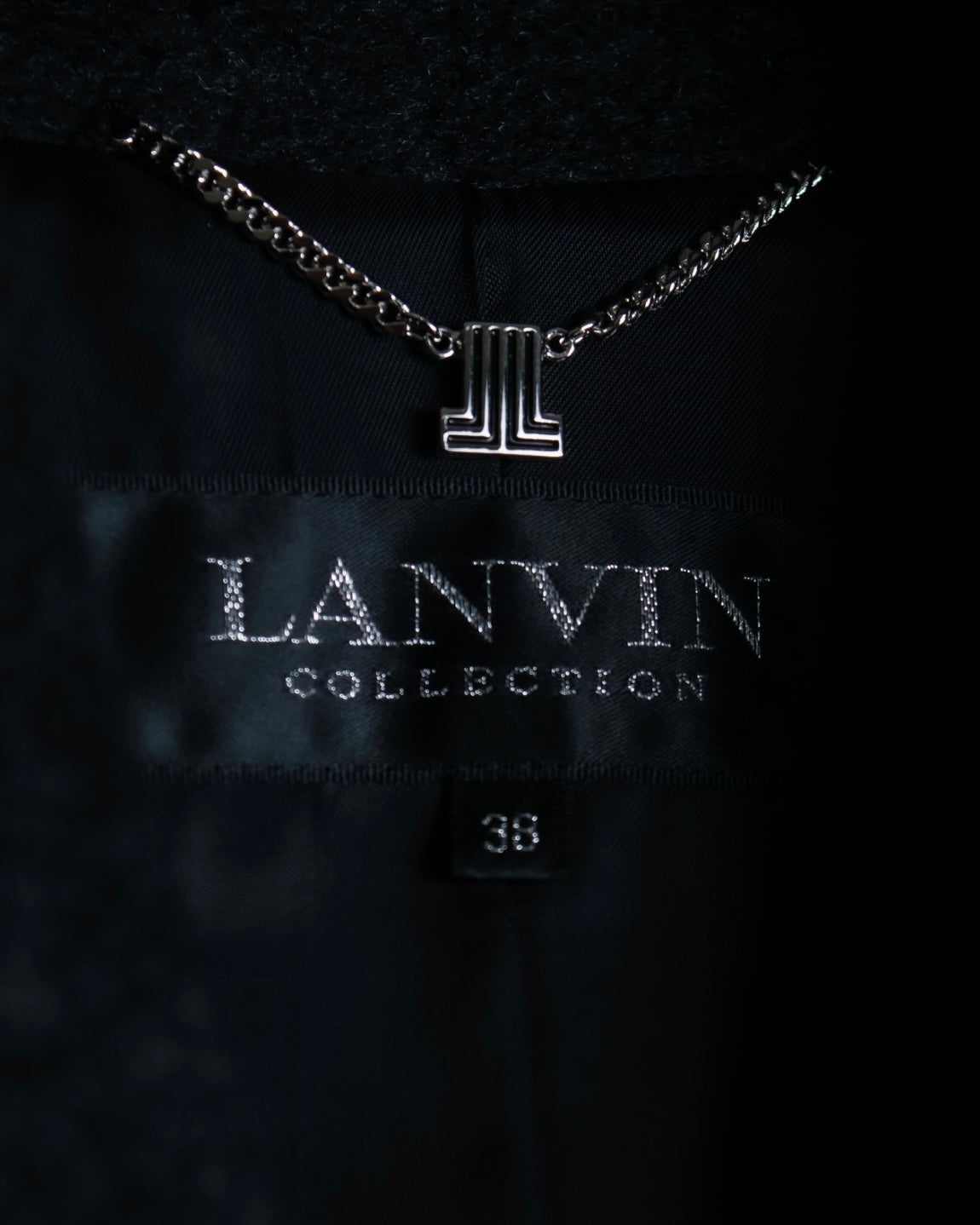 "LANVIN" 100% Cashmere walnut button chester coat