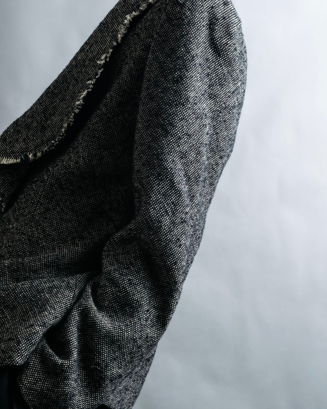 "Yohji Yamamoto +NOIR" Frill smoking jacket