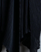 "Issey Miyake" Beautiful disjointed pleated skirt