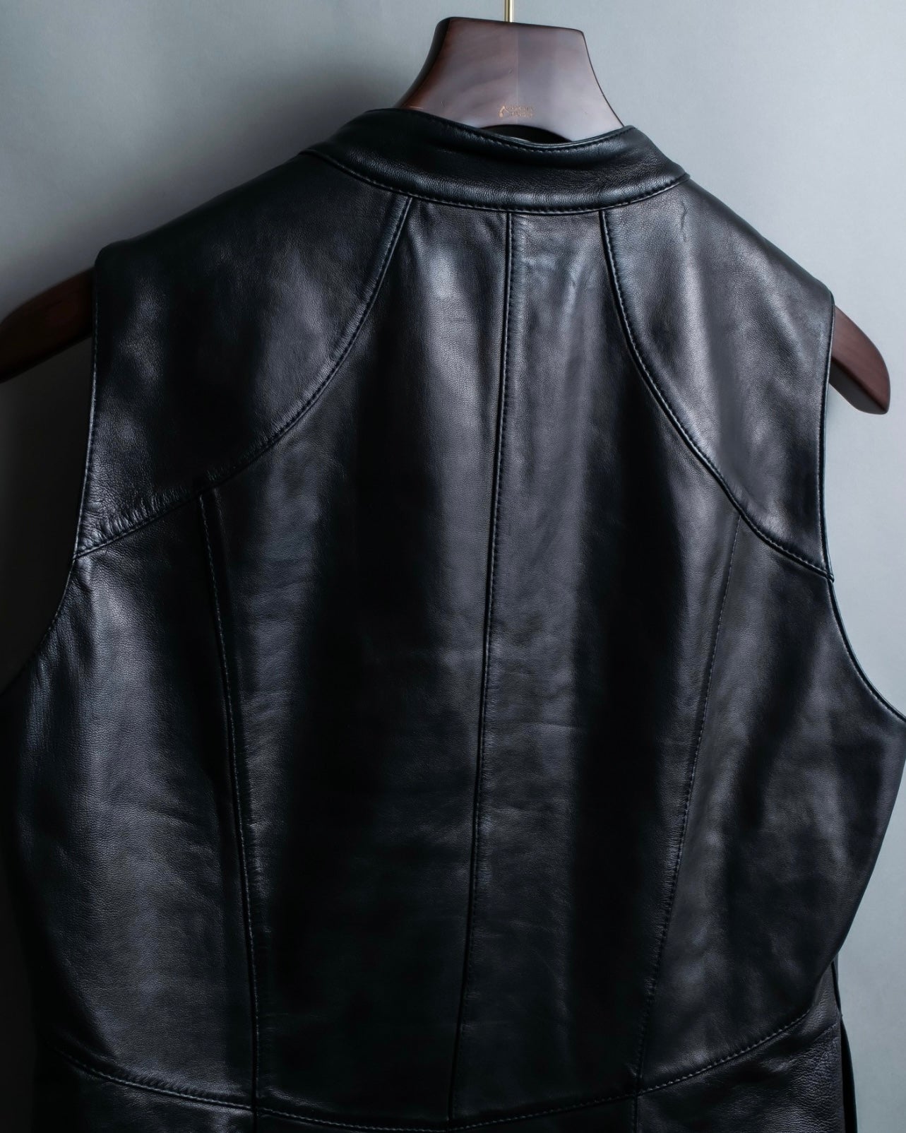 "Hiroko Koshino" Lamb leather layered vest