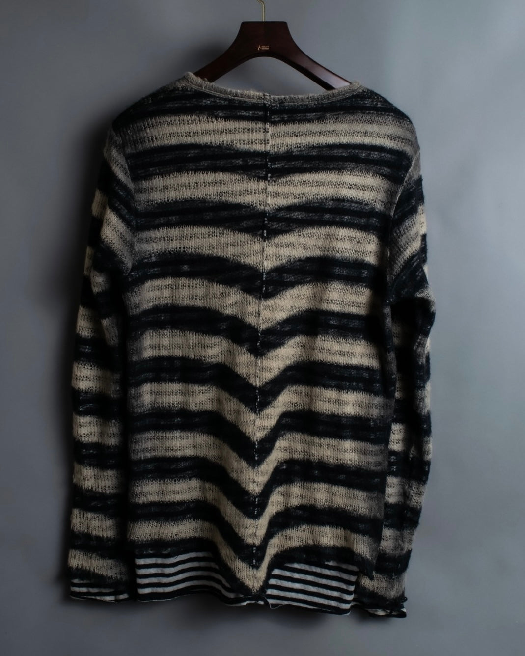 "Roen" Low gauge layered border knit