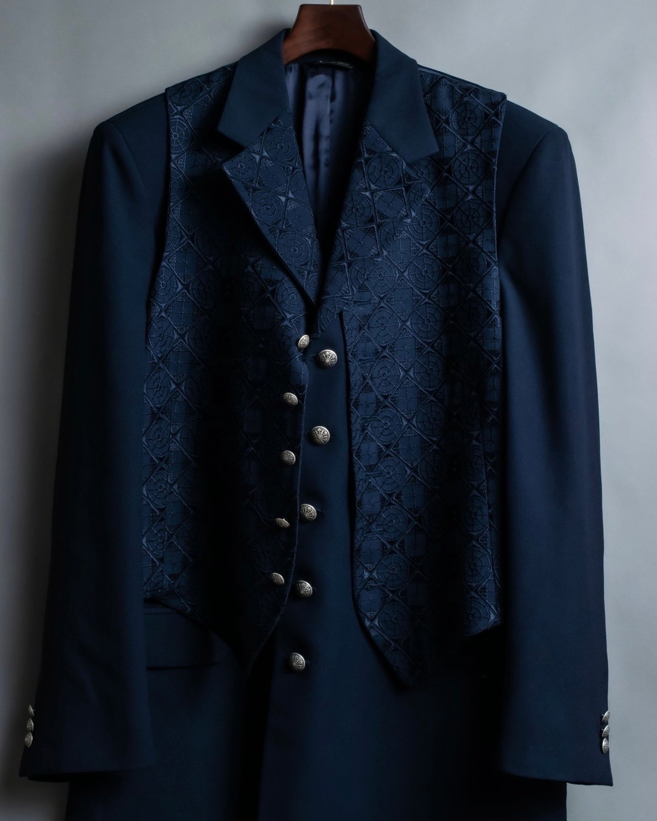 Embroidered oversized jacket coat with vest