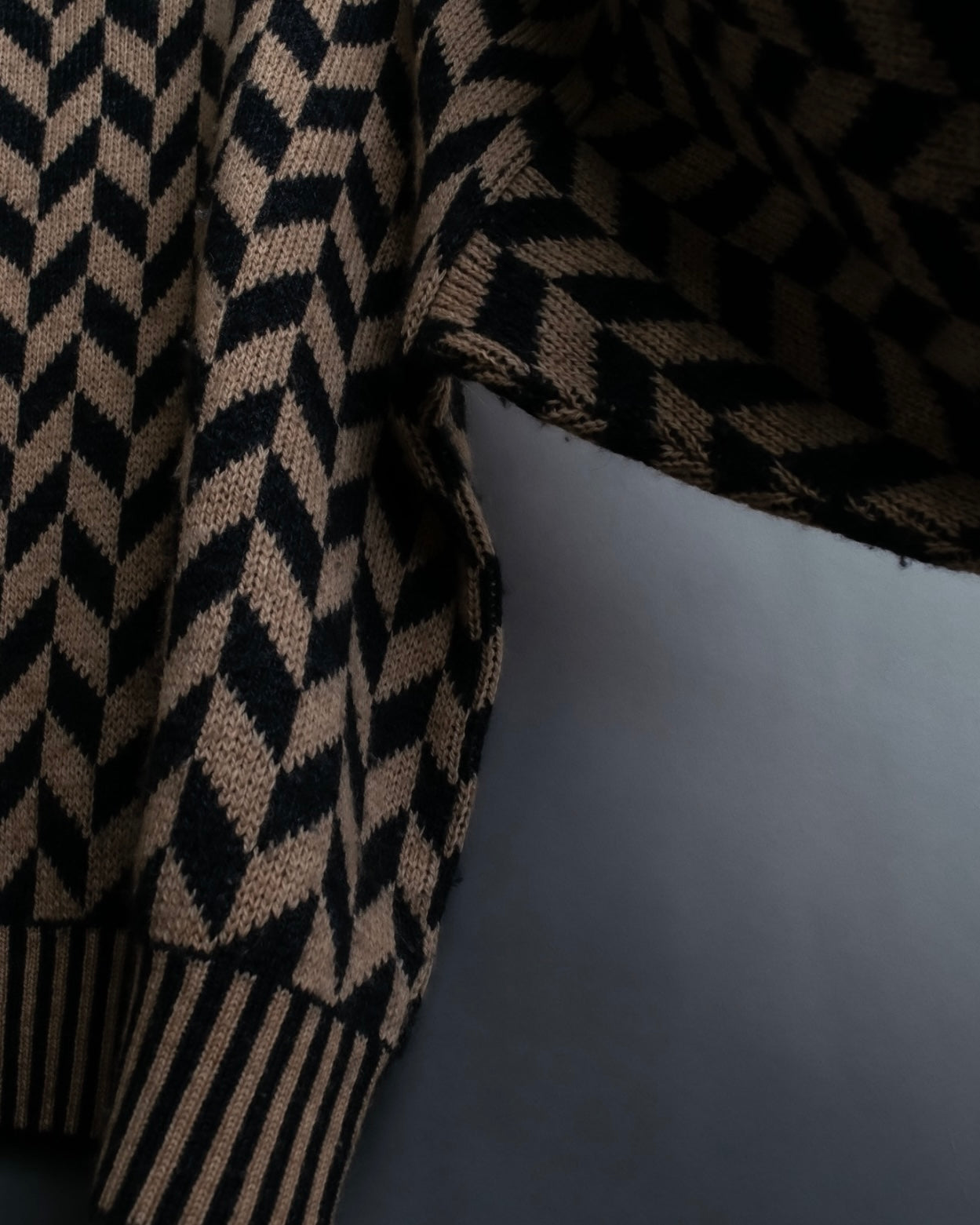 "GIORGIO ARMANI" Geometric pattern rib wool knit