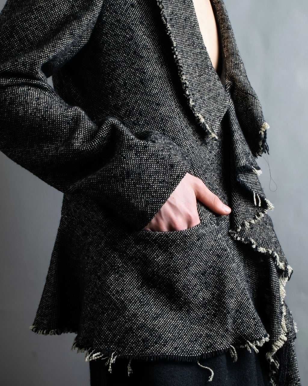 "Yohji Yamamoto +NOIR" Frill smoking jacket
