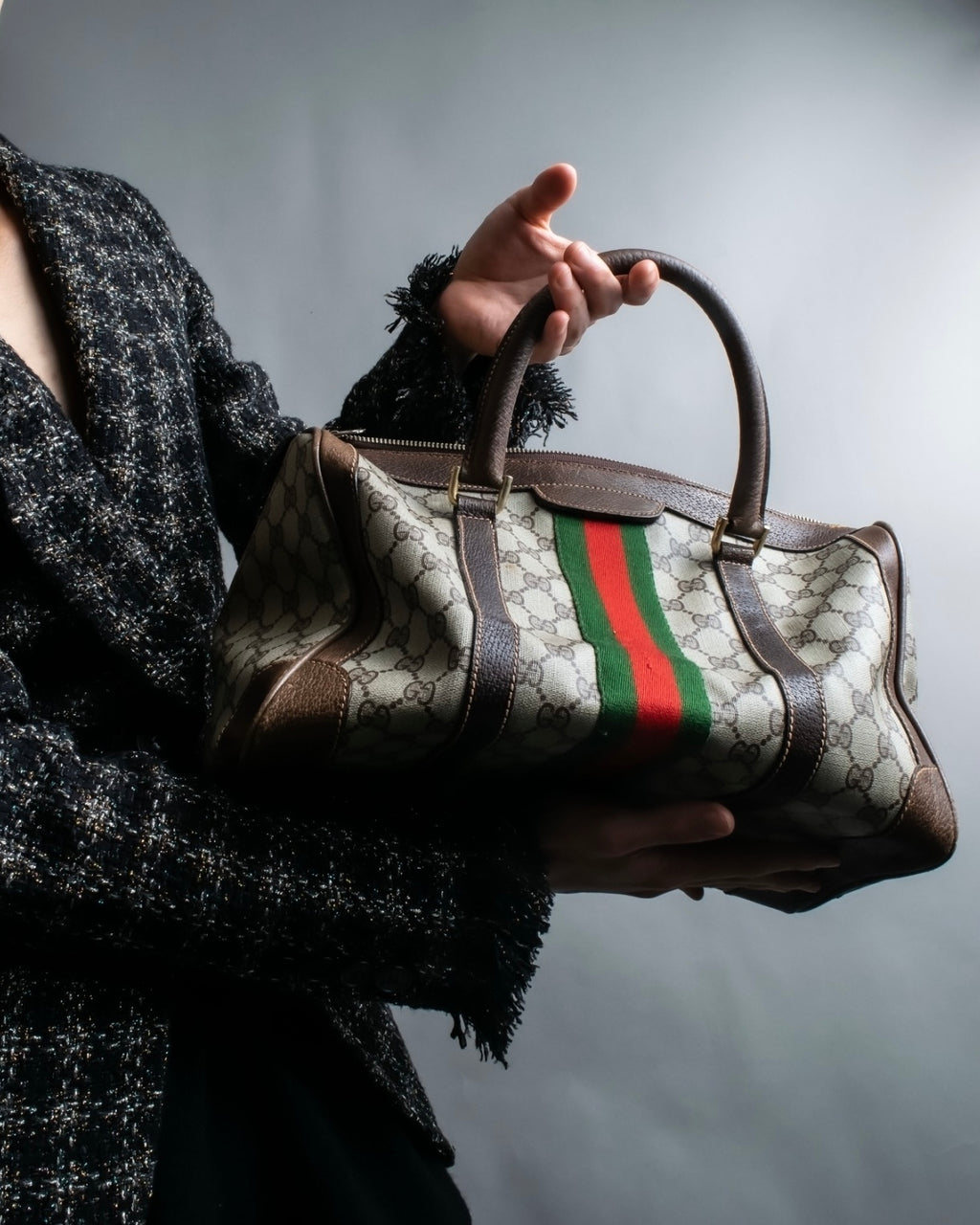 "OLD GUCCI" GG plus shelly line handbag