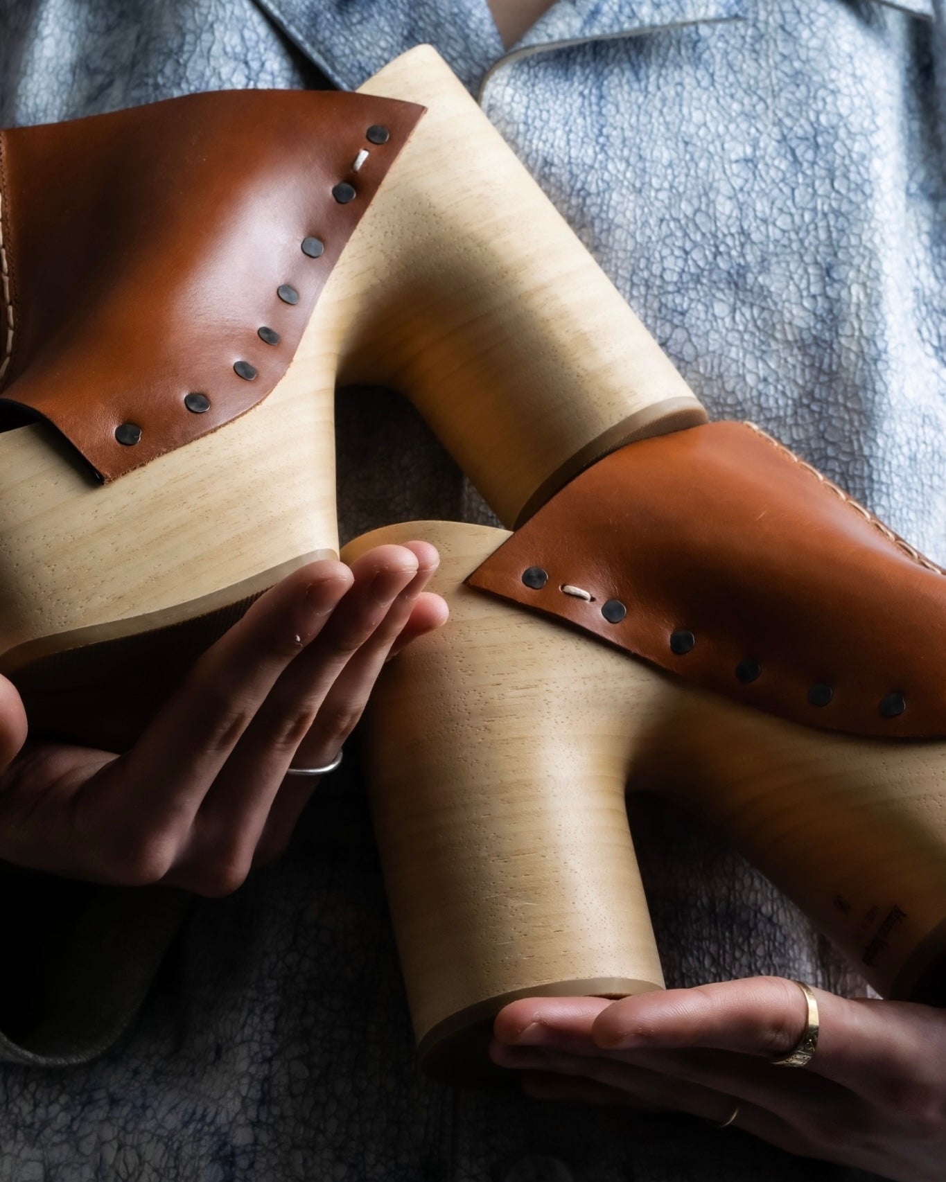 "Maison Margiela 20SS" Tabi platform wood sole sandals