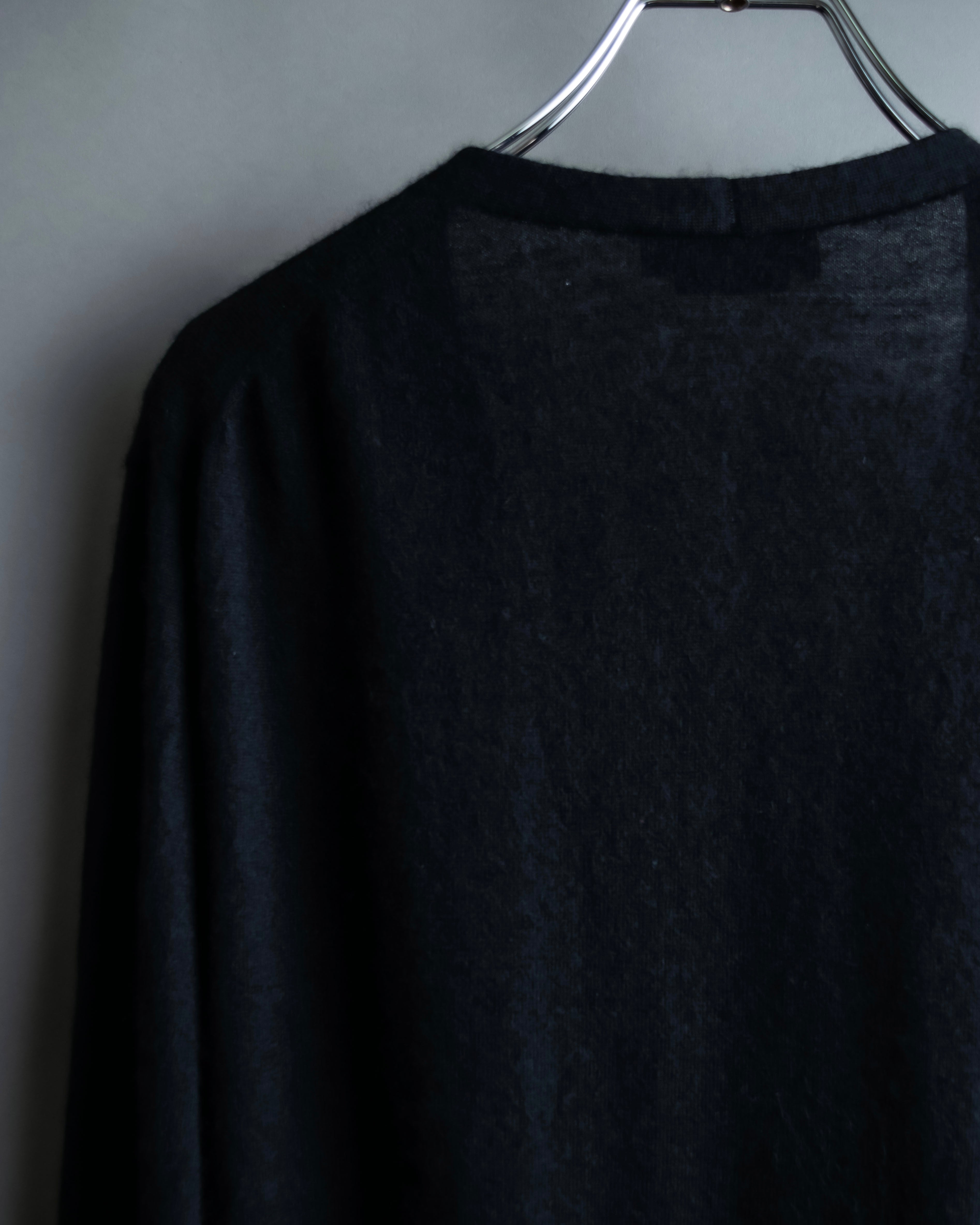 “Alexander McQueen” skull designed cashmere cardigan