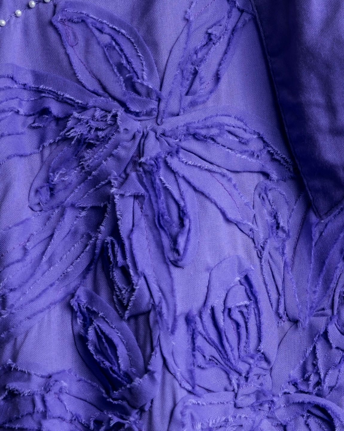 “Vintage” flower embroidery jewel designed viscose shirts