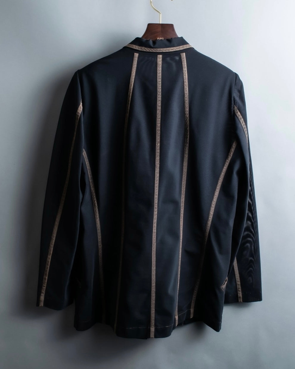 "ISSEY MIYAKE" Beautiful line sheer tailored jacket