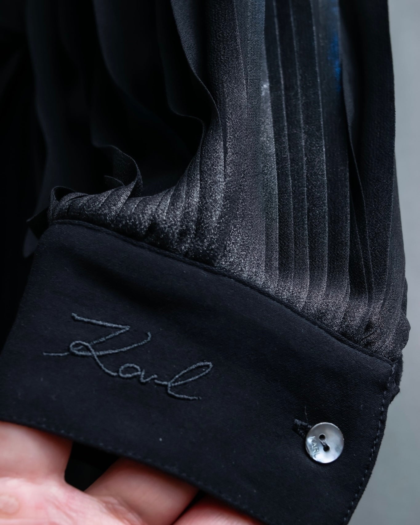 “Karl Lagerfeld”  pleats designed stand collar summer dress