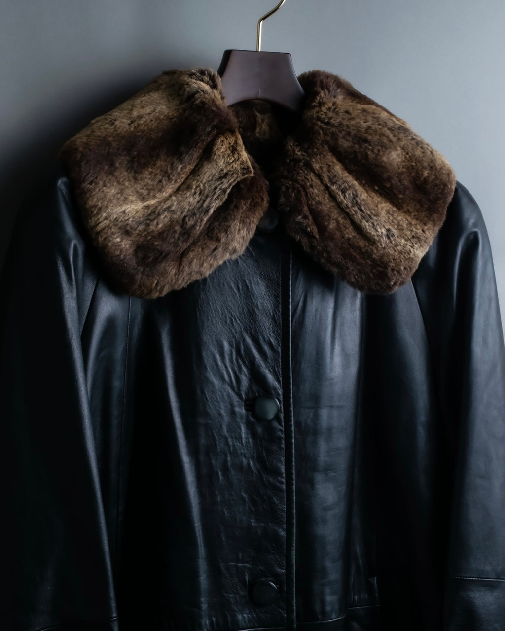 "ITALY VERA PELLE" round fur leather coat