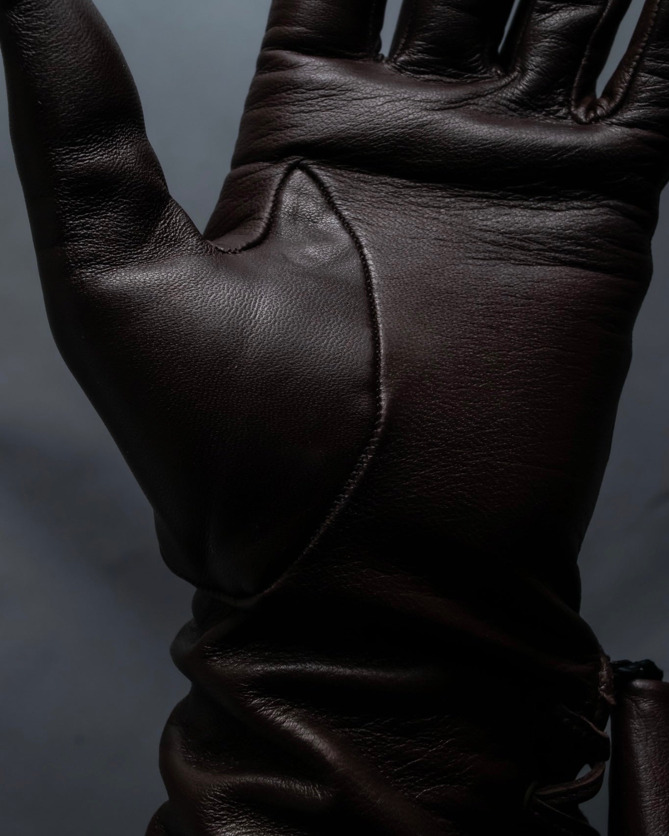 "PIUMELLI" Dead stock lace up long leather gloves