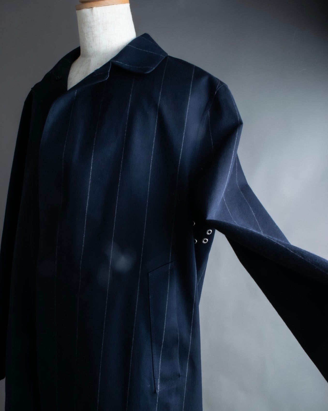 "MACKINTOSH" super oversized striped coat