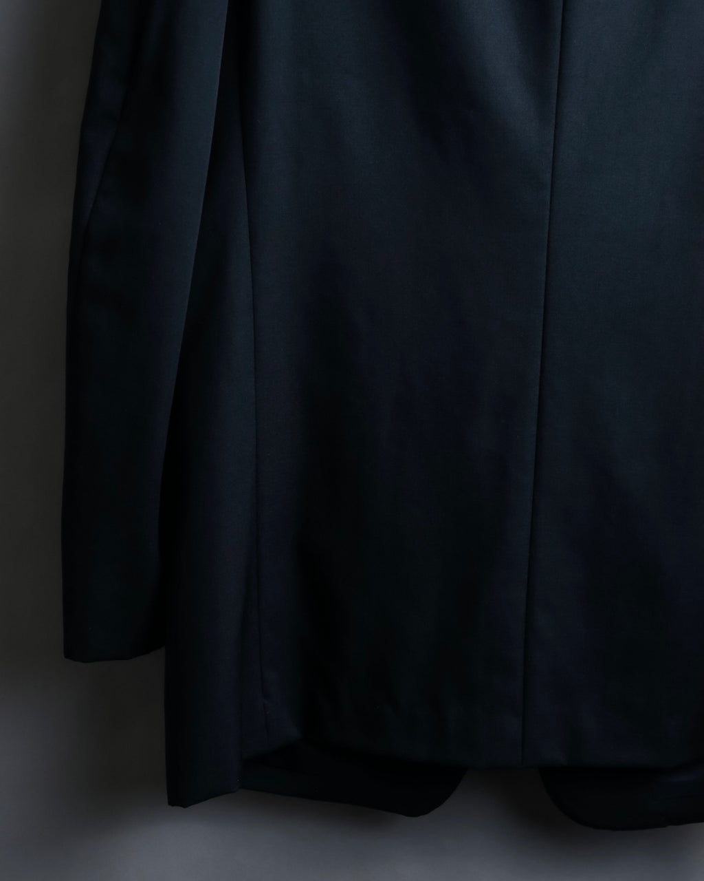 "ISSEY MIYAKE MEN" Stand collar design spring setup