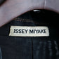 "ISSEY MIYAKE" Beautiful line sheer tailored jacket