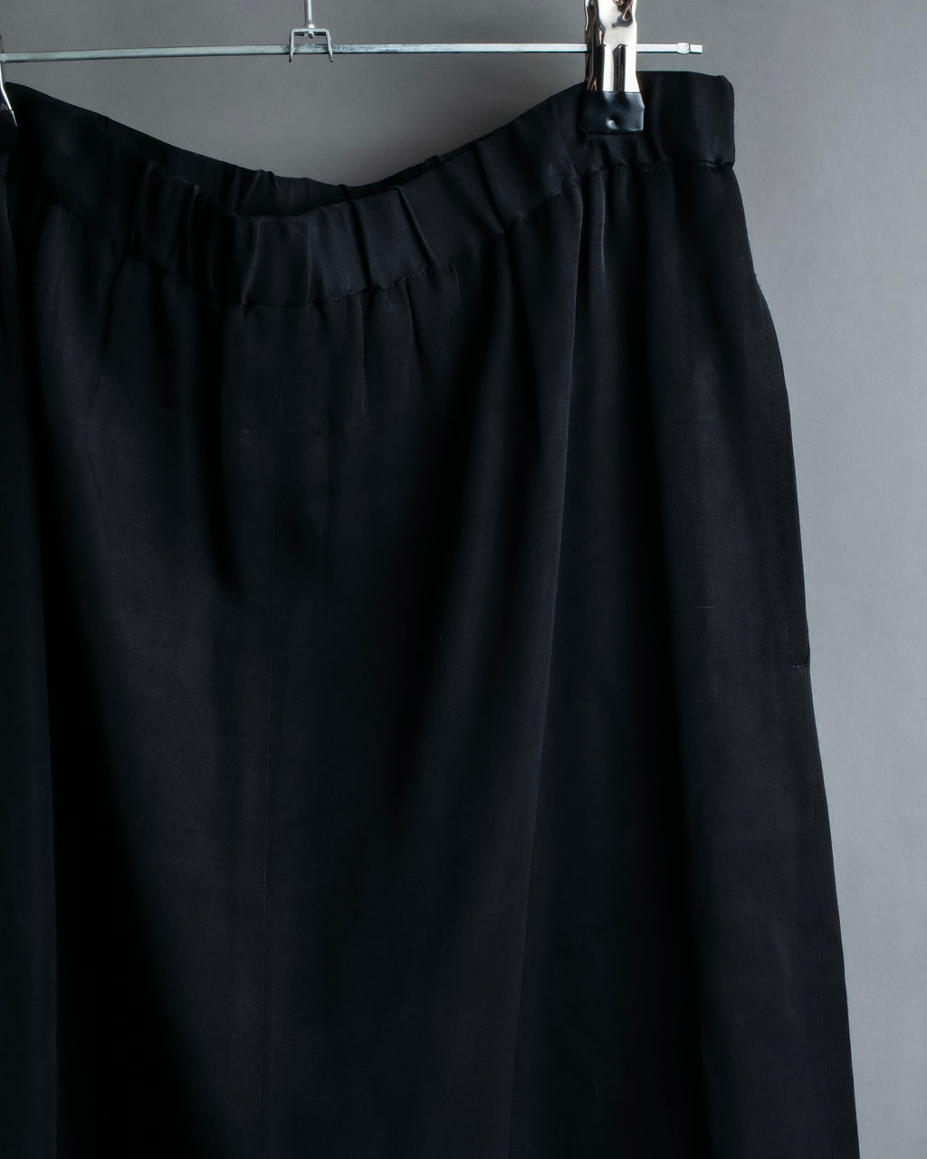 "Comme des Garcons" Rayon mid-length skirt