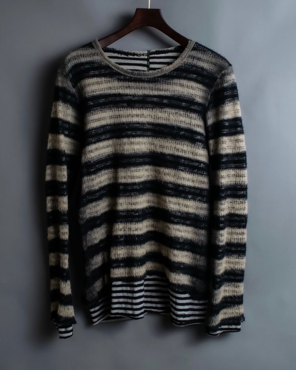 "Roen" Low gauge layered border knit