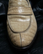 "GIORGIO ARMANI"Off-white crocodile leather loafers