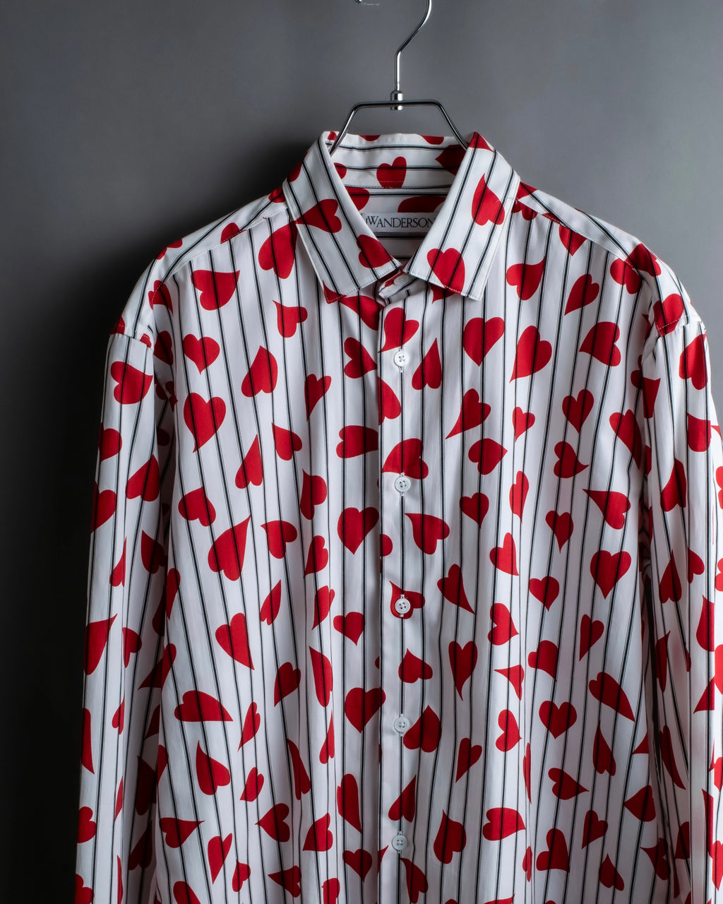 “JW Anderson” heart pattern designed striped shirt