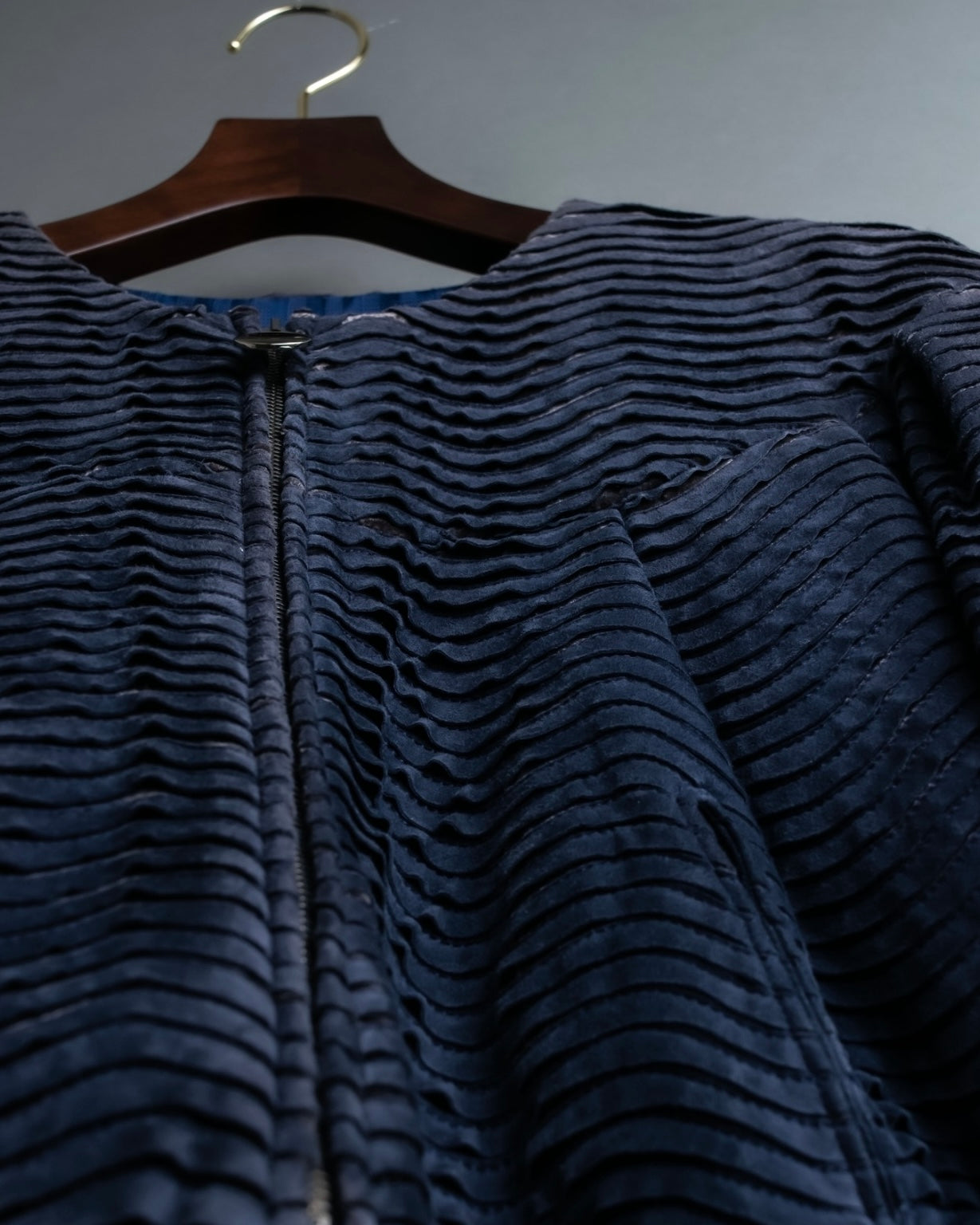 "GIORGIO ARMANI" Silk gill processing double zip spring short jacket