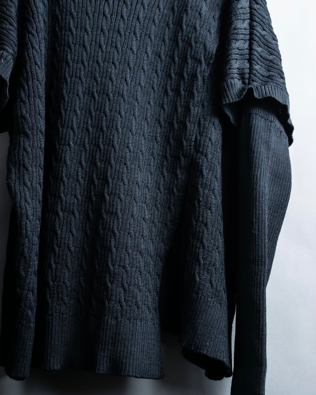 "GVGV" Arm custom layered knit
