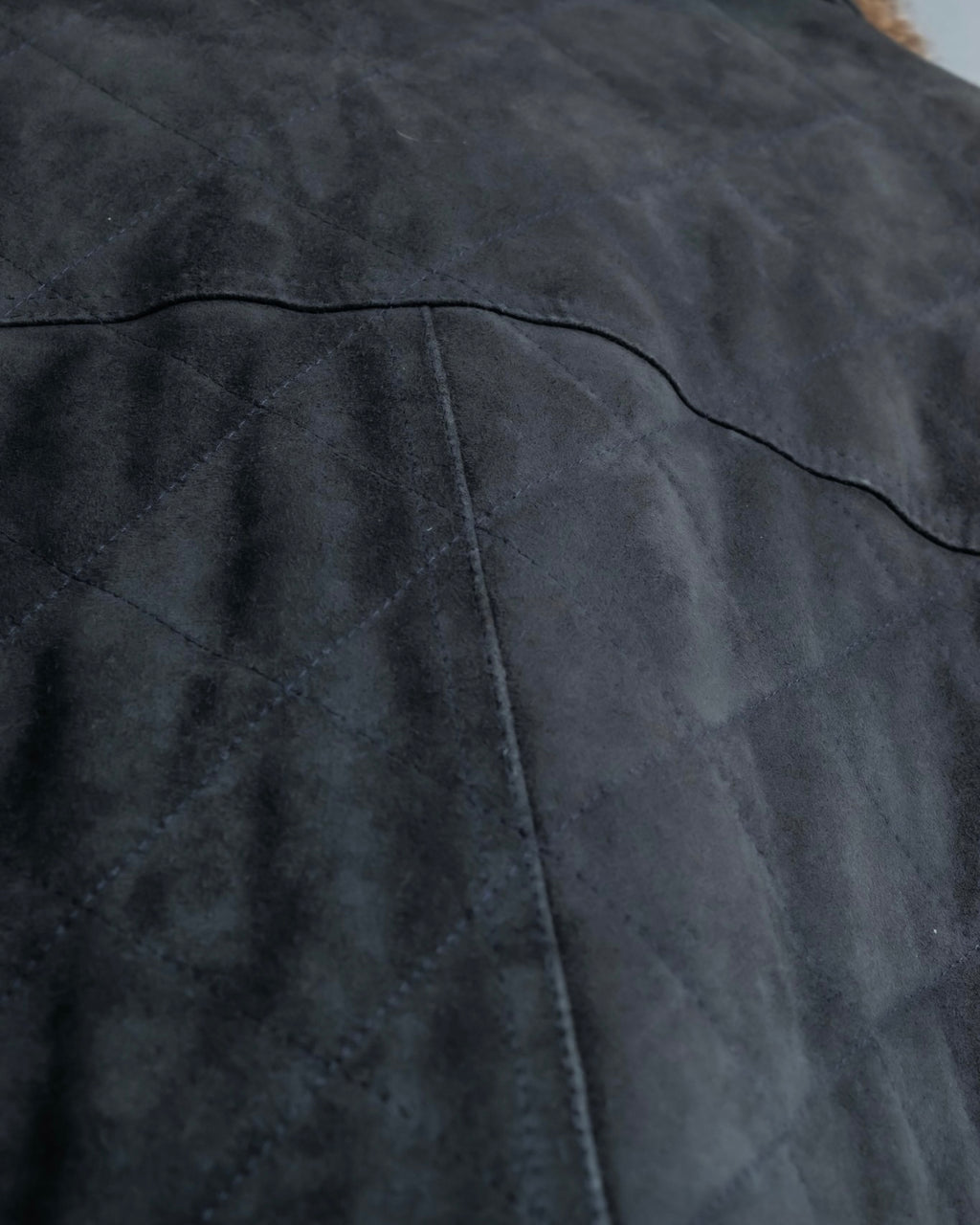 "EMMETI" goatskin quilted P coat