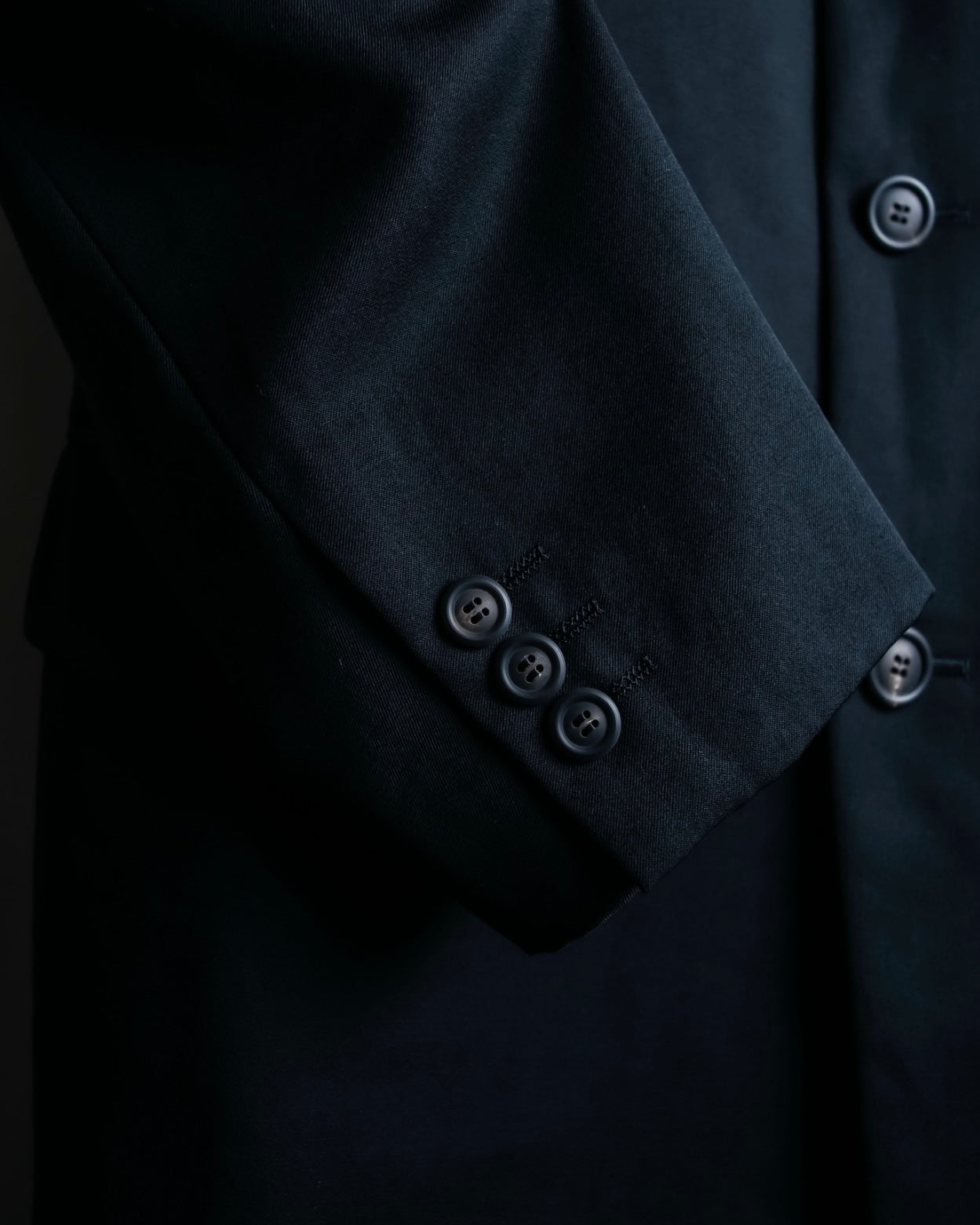 "ISSEY MIYAKE MEN" Stand collar design spring setup