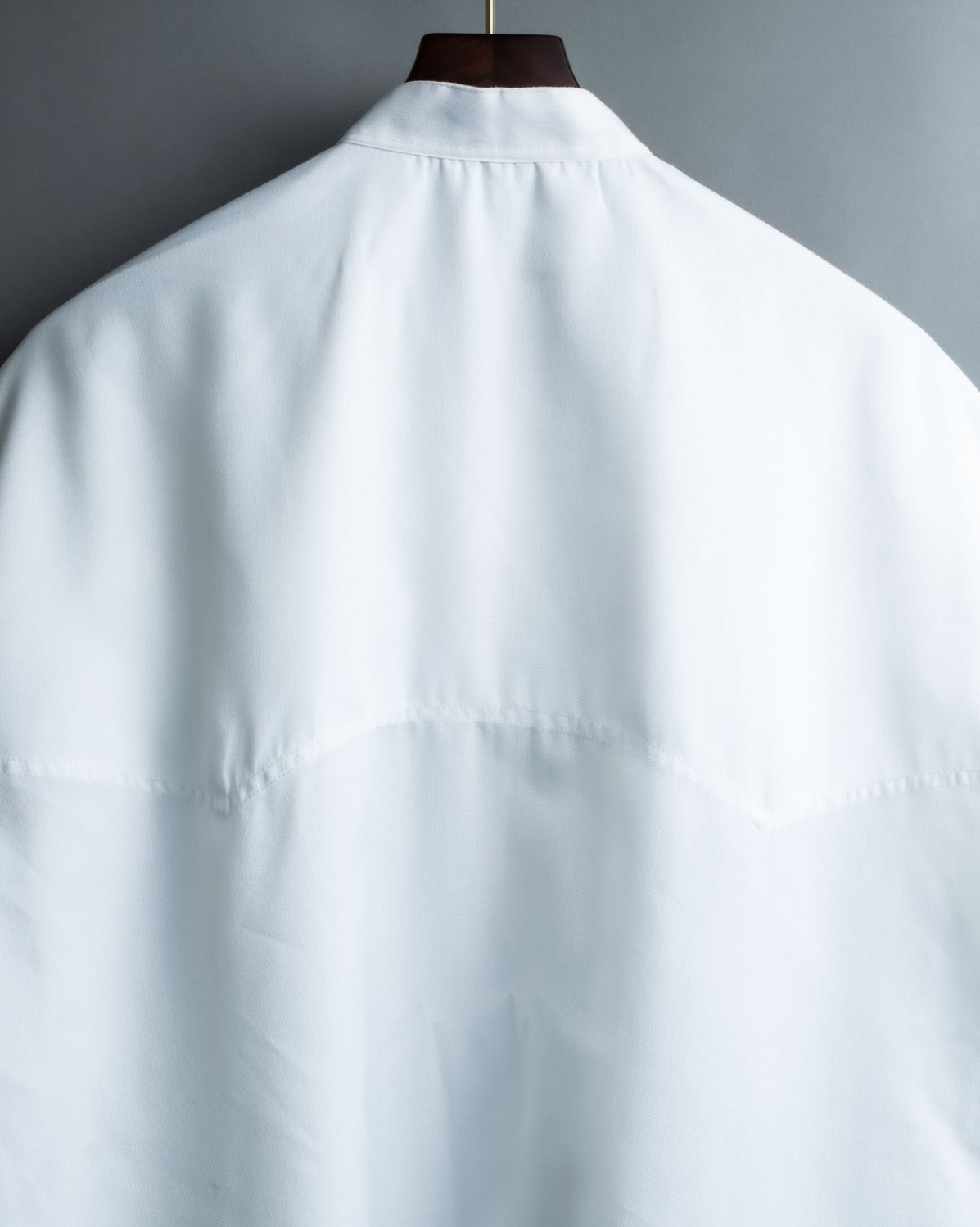 white summer stand collar shirt