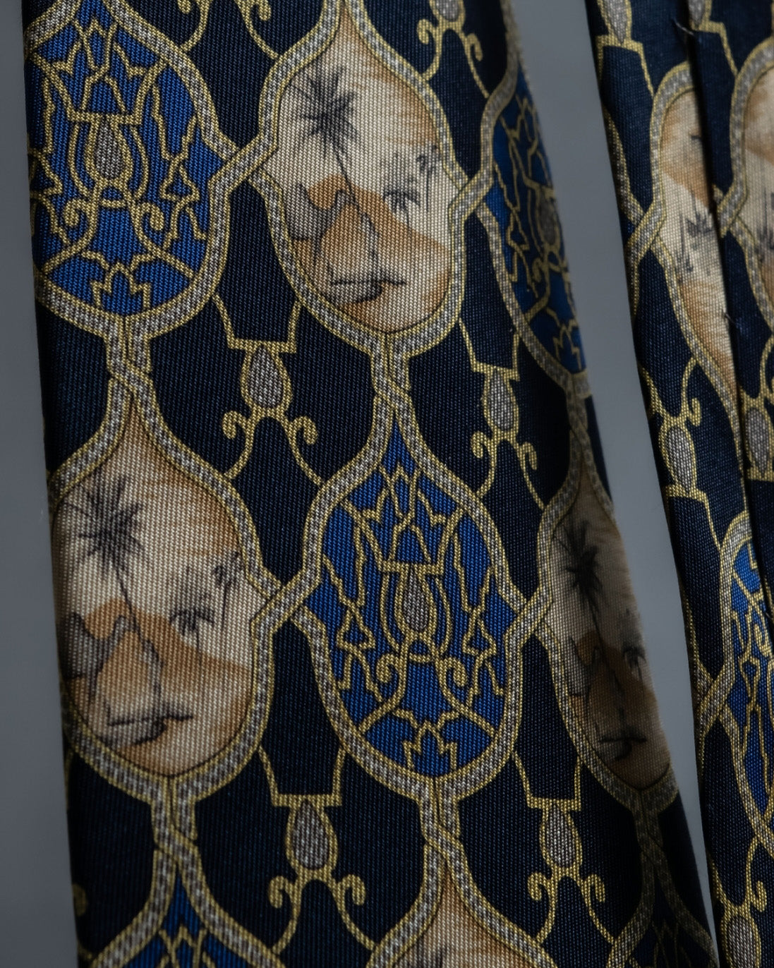 Christian Dior Oasis Silk Tie