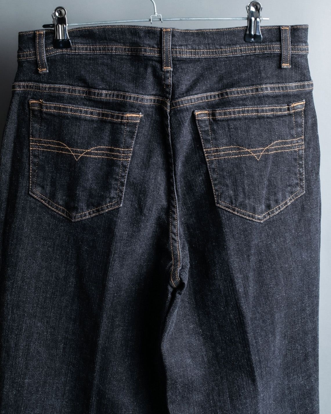 Center-pressed Black Flared Denim