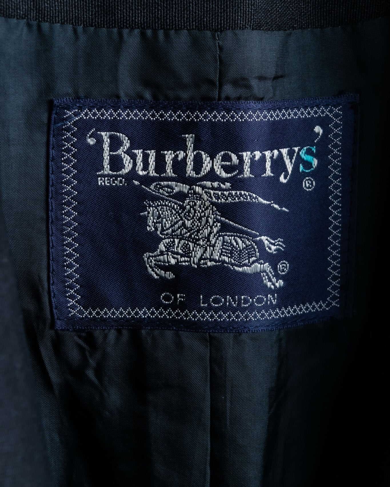 Burberrys Lapel Closure Tailored jacket