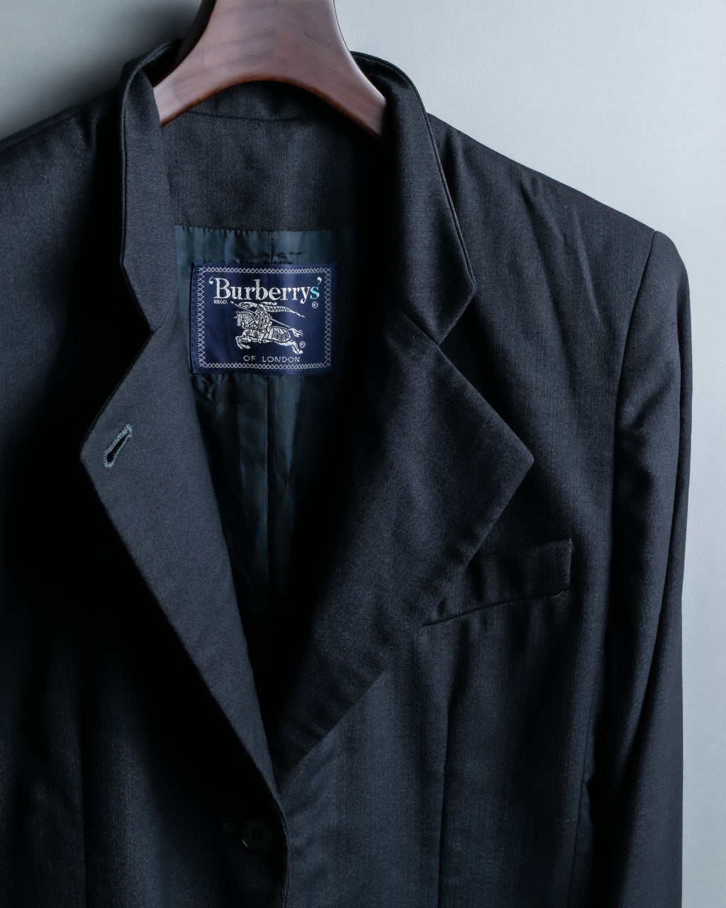 Burberrys Lapel Closure Tailored jacket