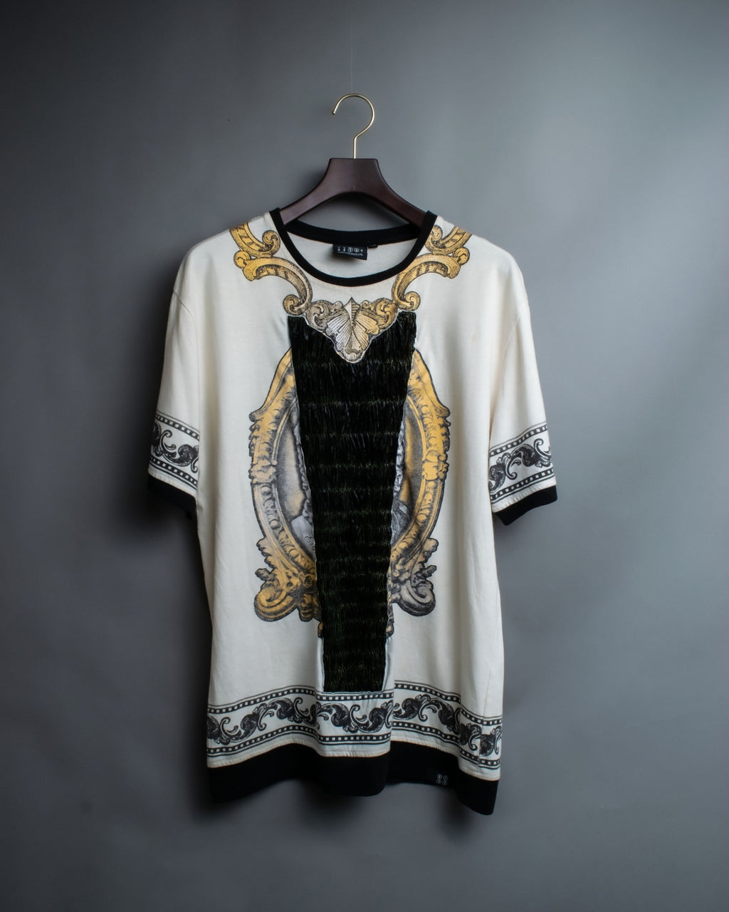 Ruched custom T-shirt