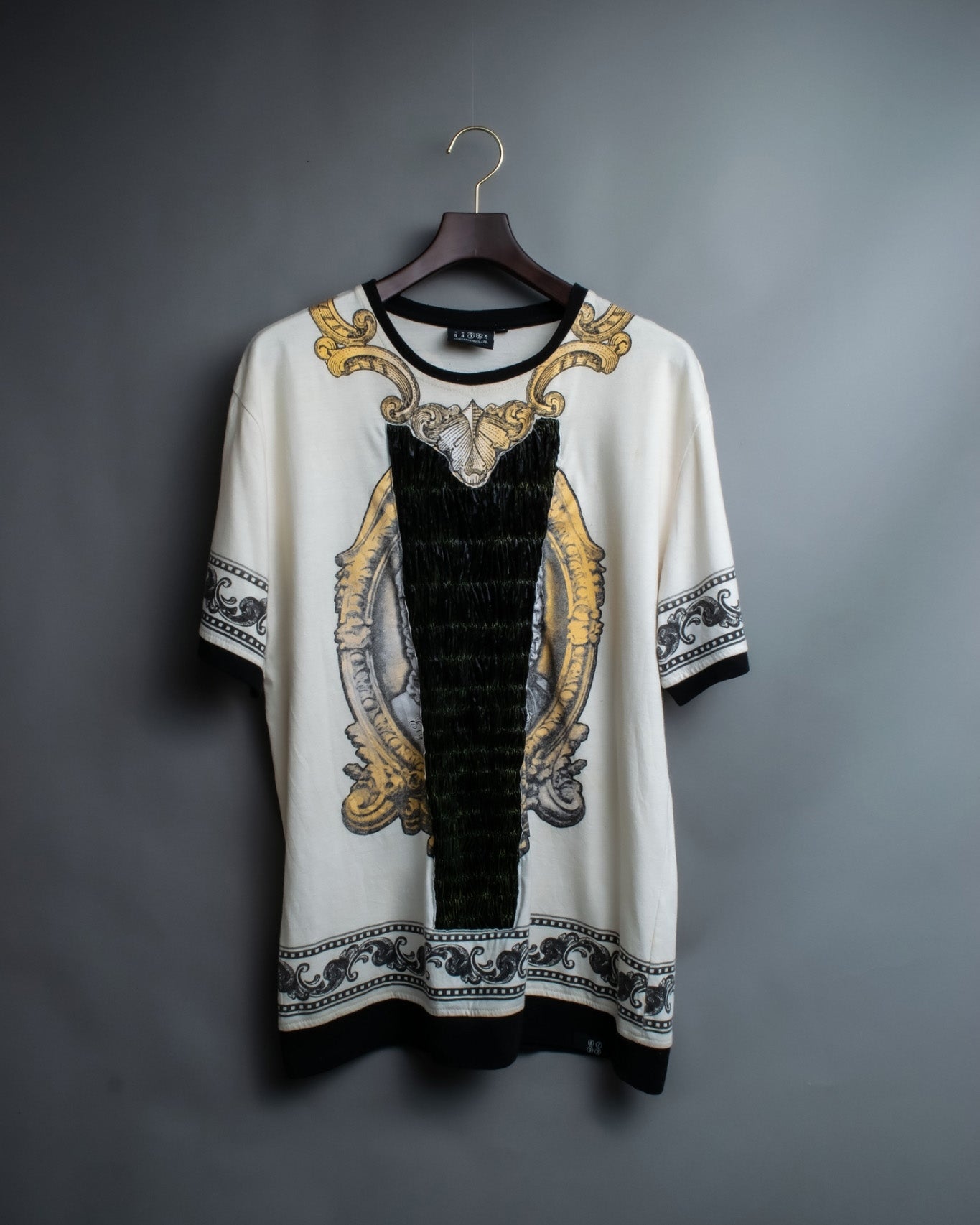 Ruched custom T-shirt