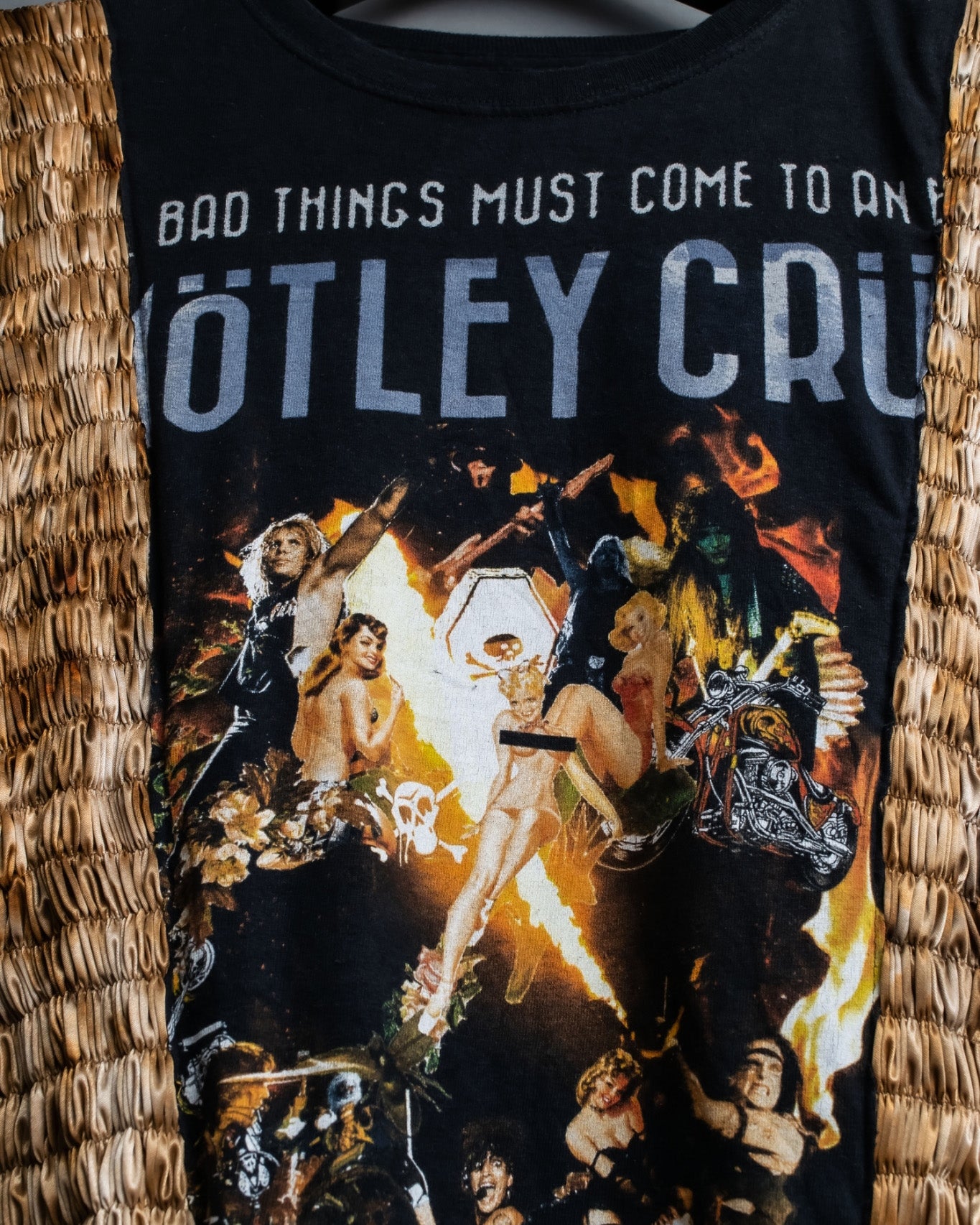 Ruched custom T-shirt