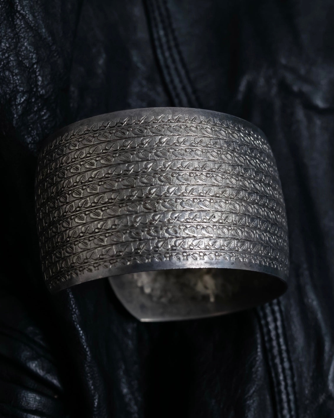 Rhombus Total Pattern Bangle