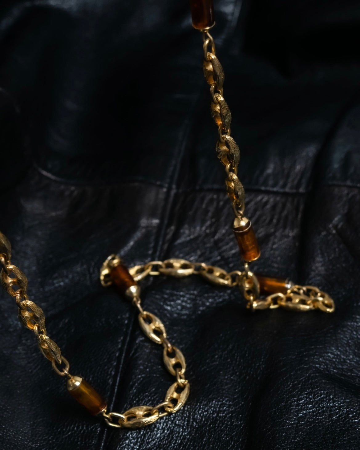 Guy Laroche chain necklace