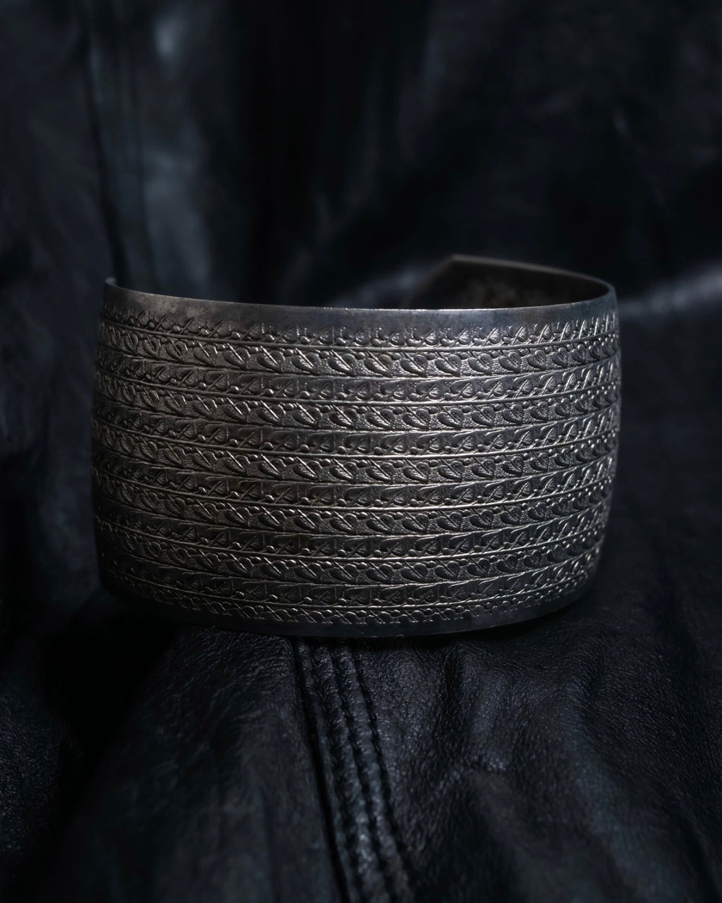 Rhombus Total Pattern Bangle