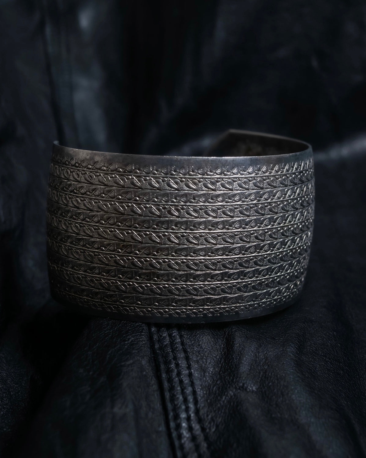 Rhombus Total Pattern Bangle