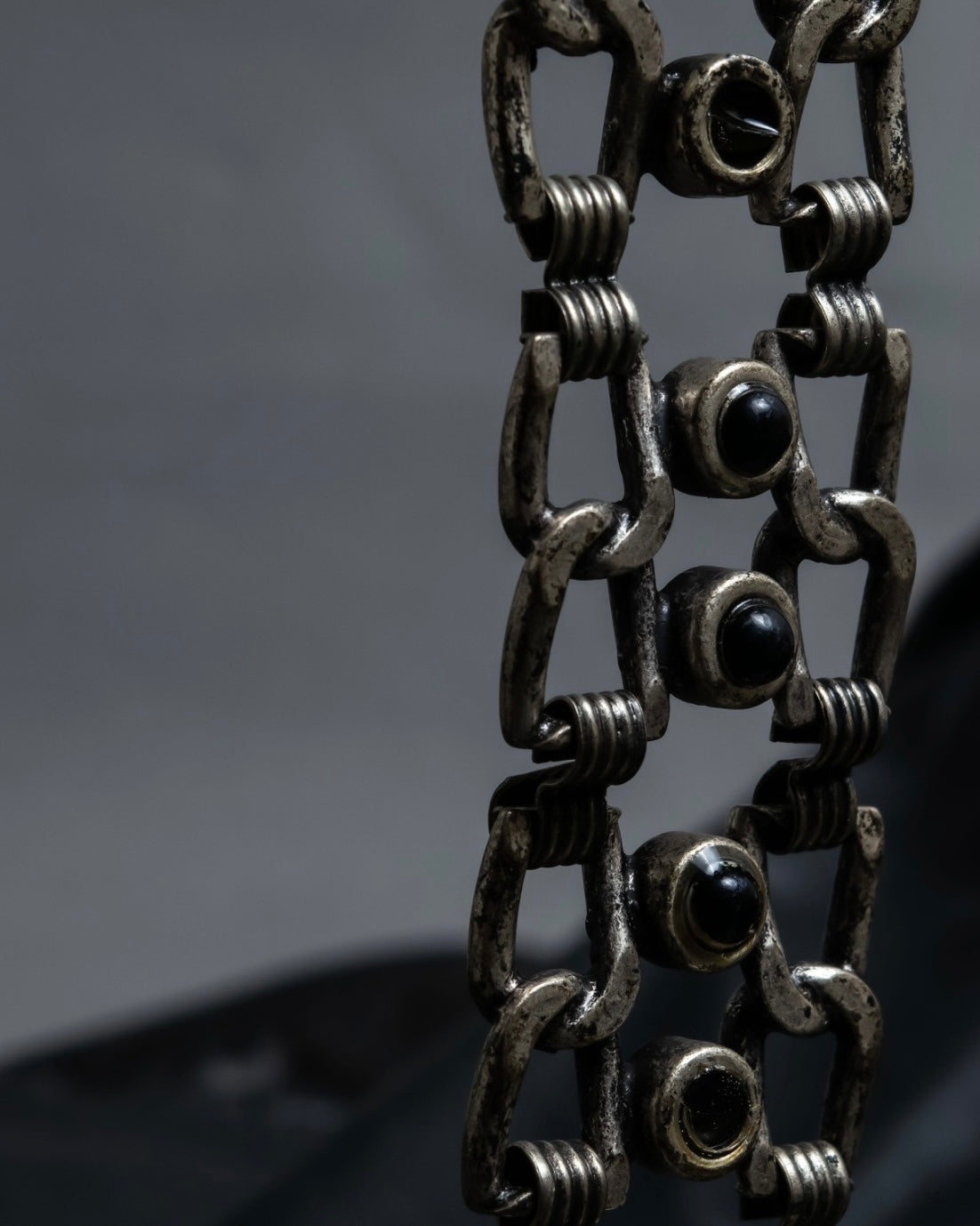 black stone long chain belt