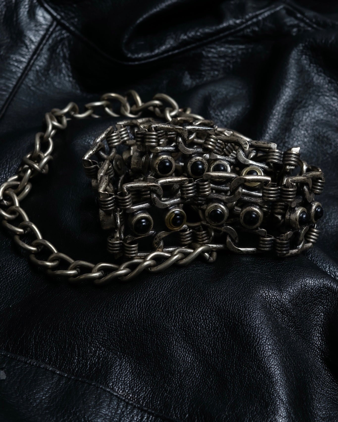 black stone long chain belt