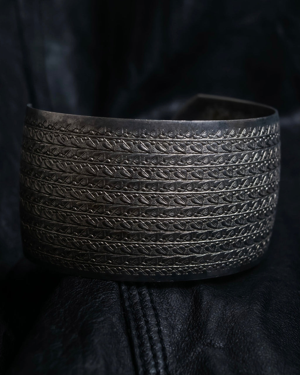 Rhombus Total Pattern Bangle