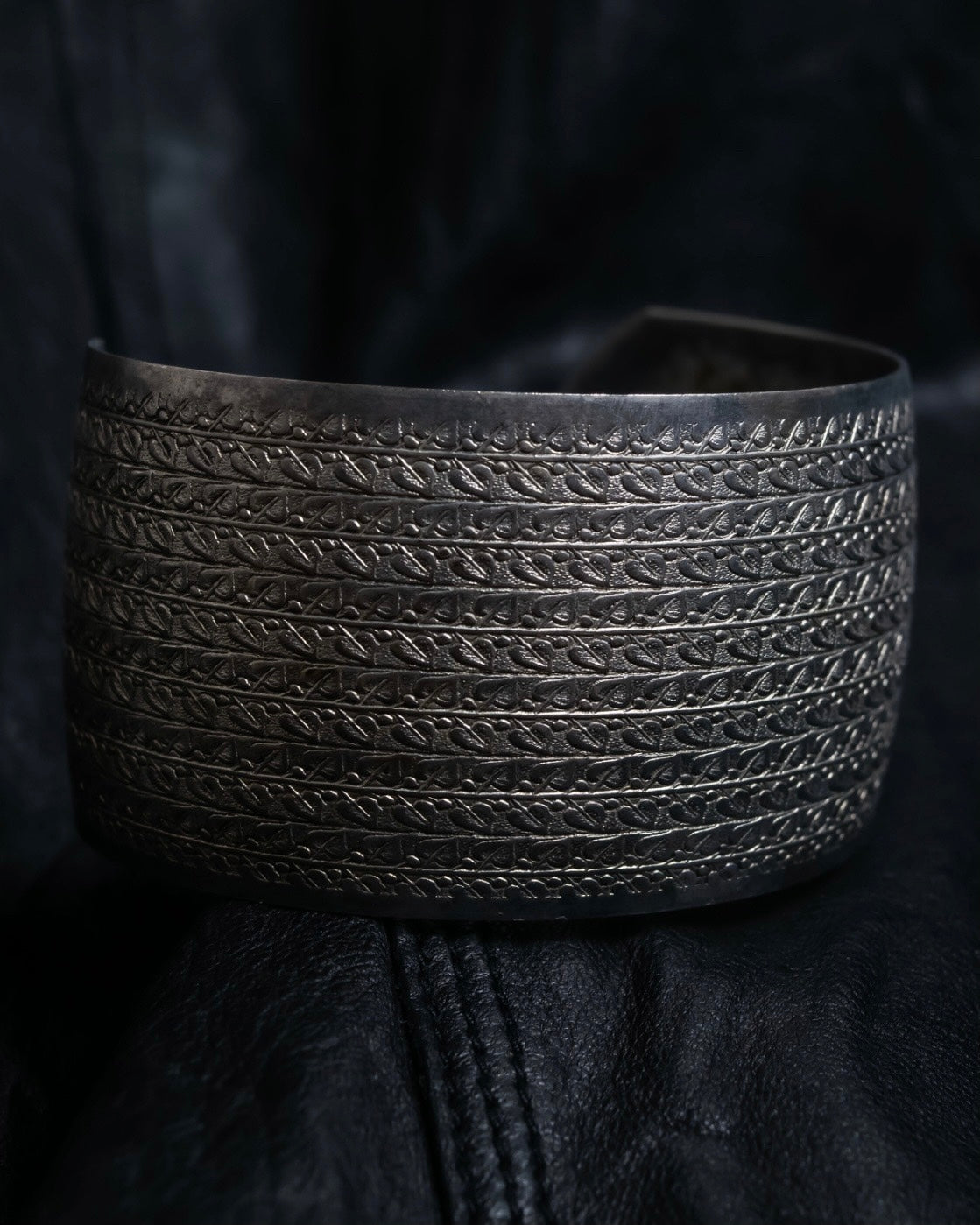 Rhombus Total Pattern Bangle