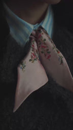 -SPECIAL- "GUCCI" Michele design floral print silk twilly scarf