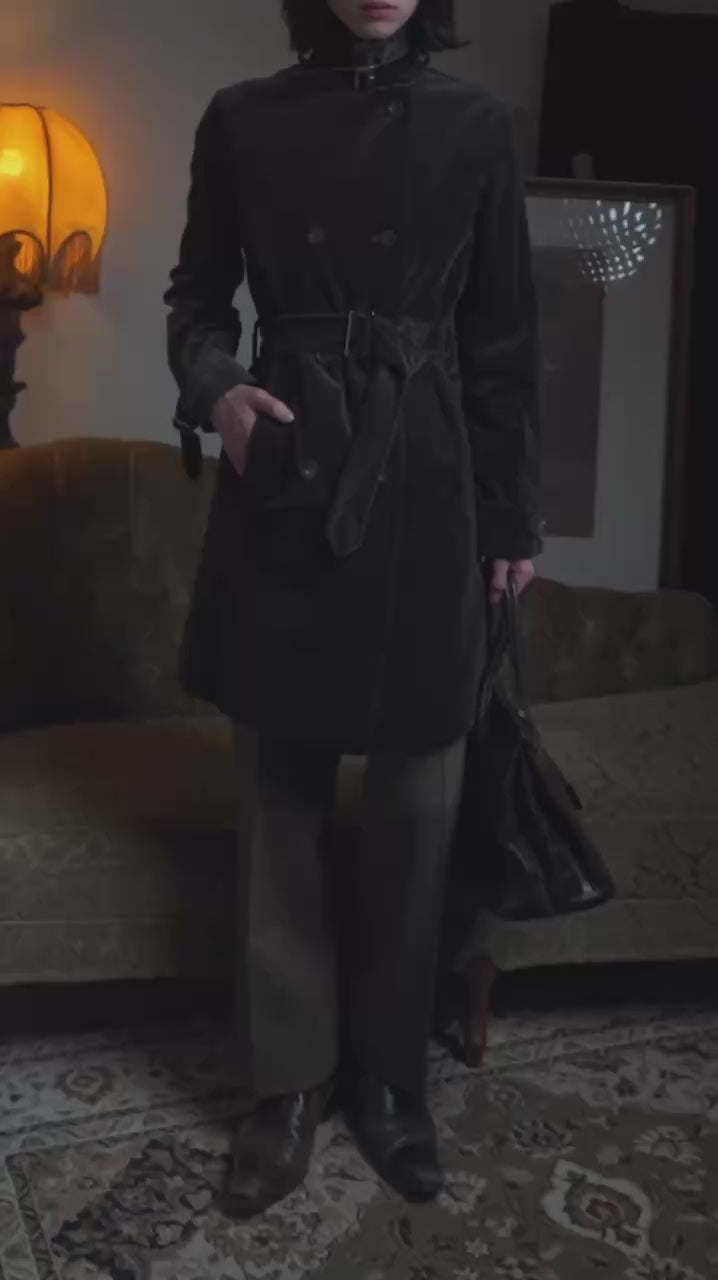 -ESPECIAL- "JIL SANDER"  
Abrigo de terciopelo de algodón arquitectónico con cinturón de los años 90-00