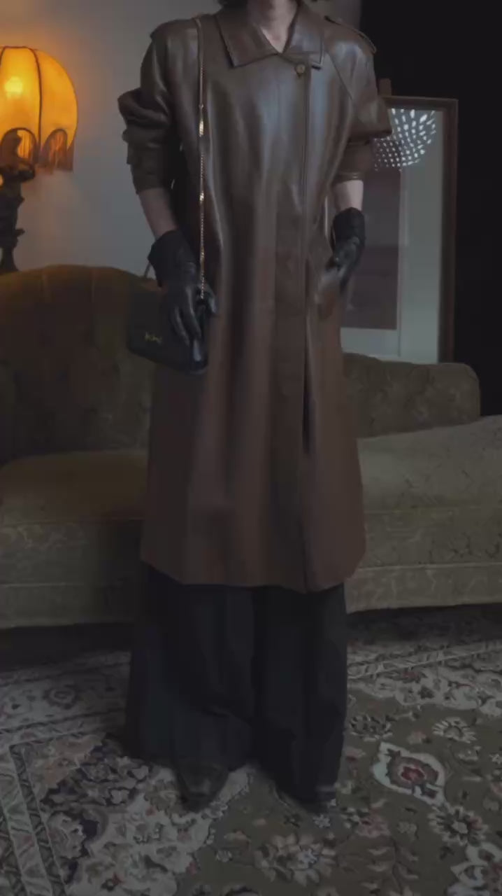 Abrigo de cuero con estampado de stencil de detalles militares de los años 80 de "LOEWE" - ESPECIAL -