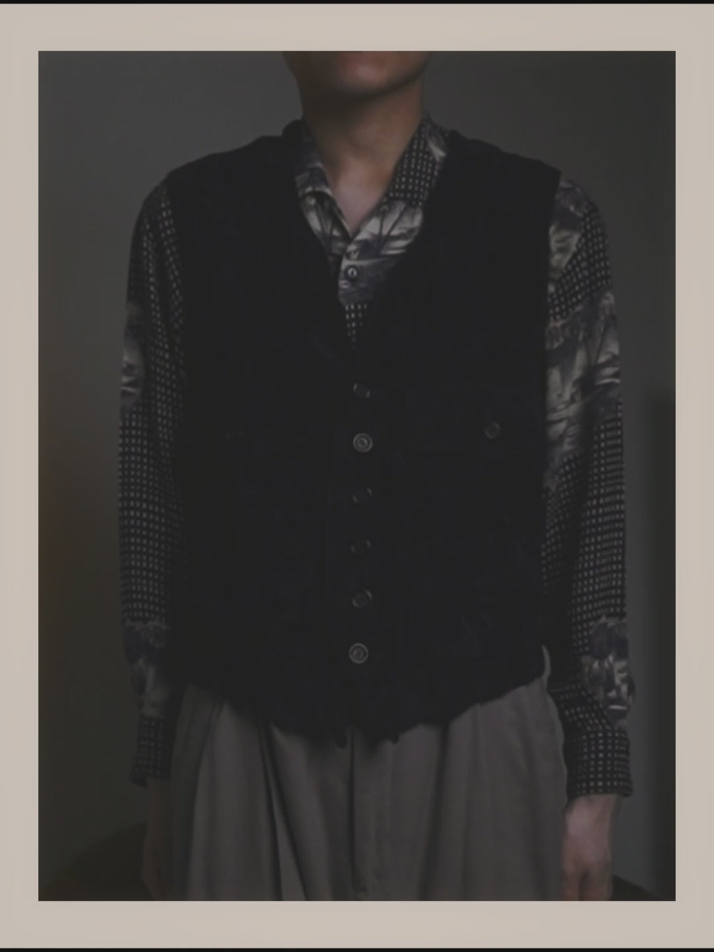 –SPECIAL– “ISSEY MIYAKE” 80’s-90’s crushed velvet utility vest