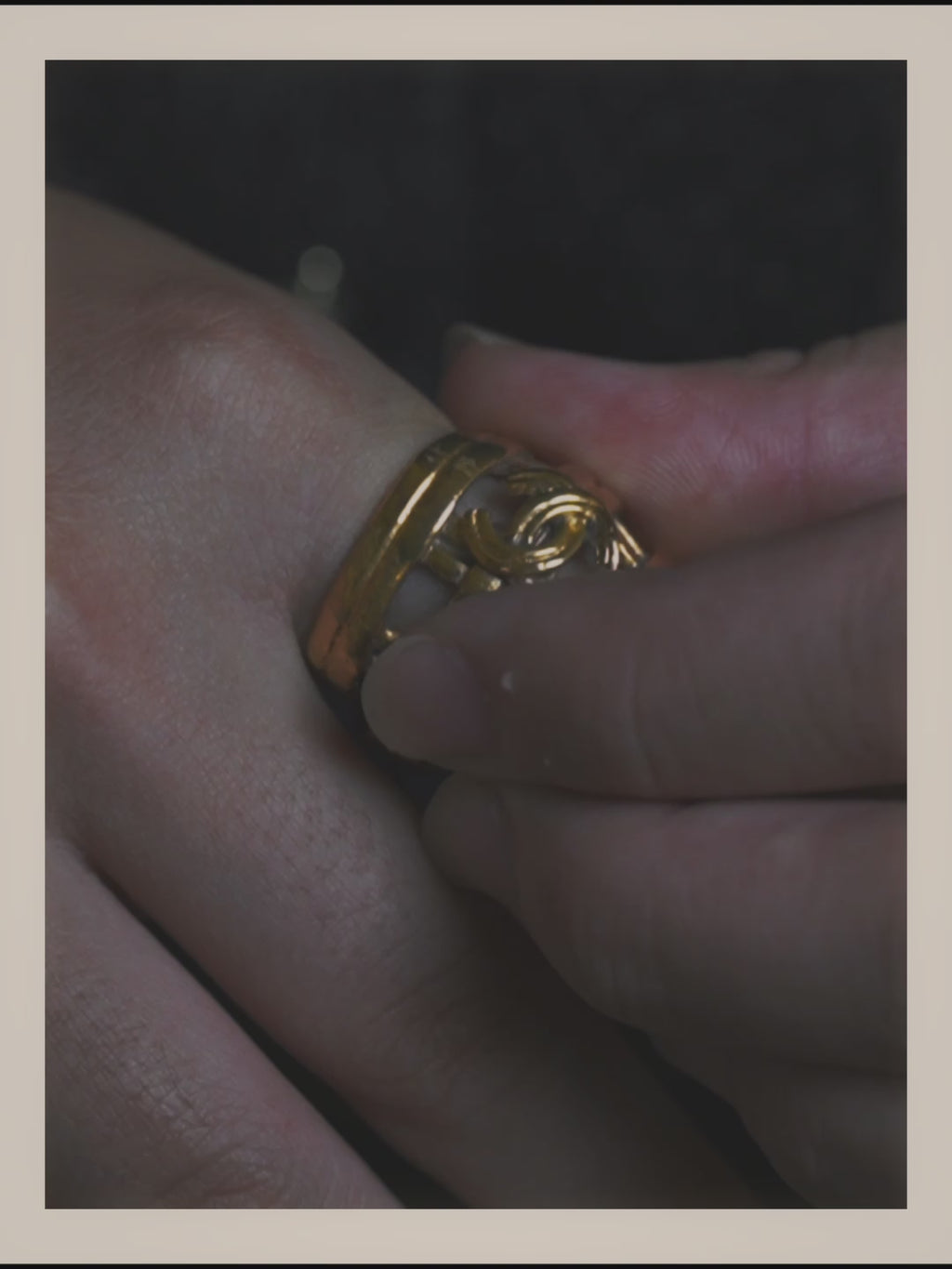 -SPECIAL- “CHANEL” 1996 Spring Collection Lattice CC wide band ring