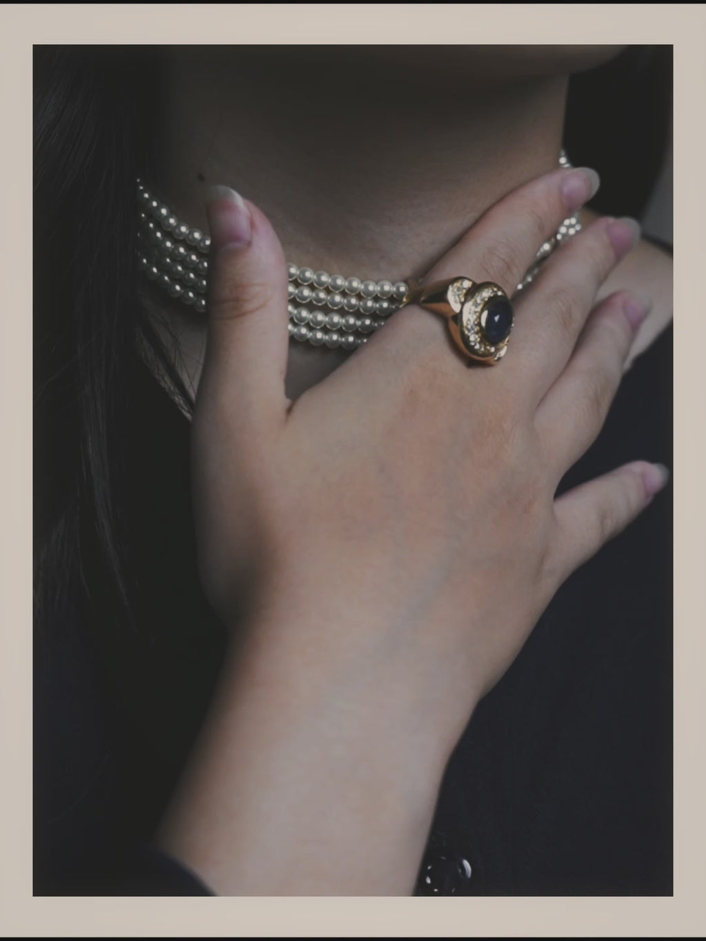 -SPECIAL- “Christian Dior” 90’s–00’s pearl cabochon multi-strand choker necklace