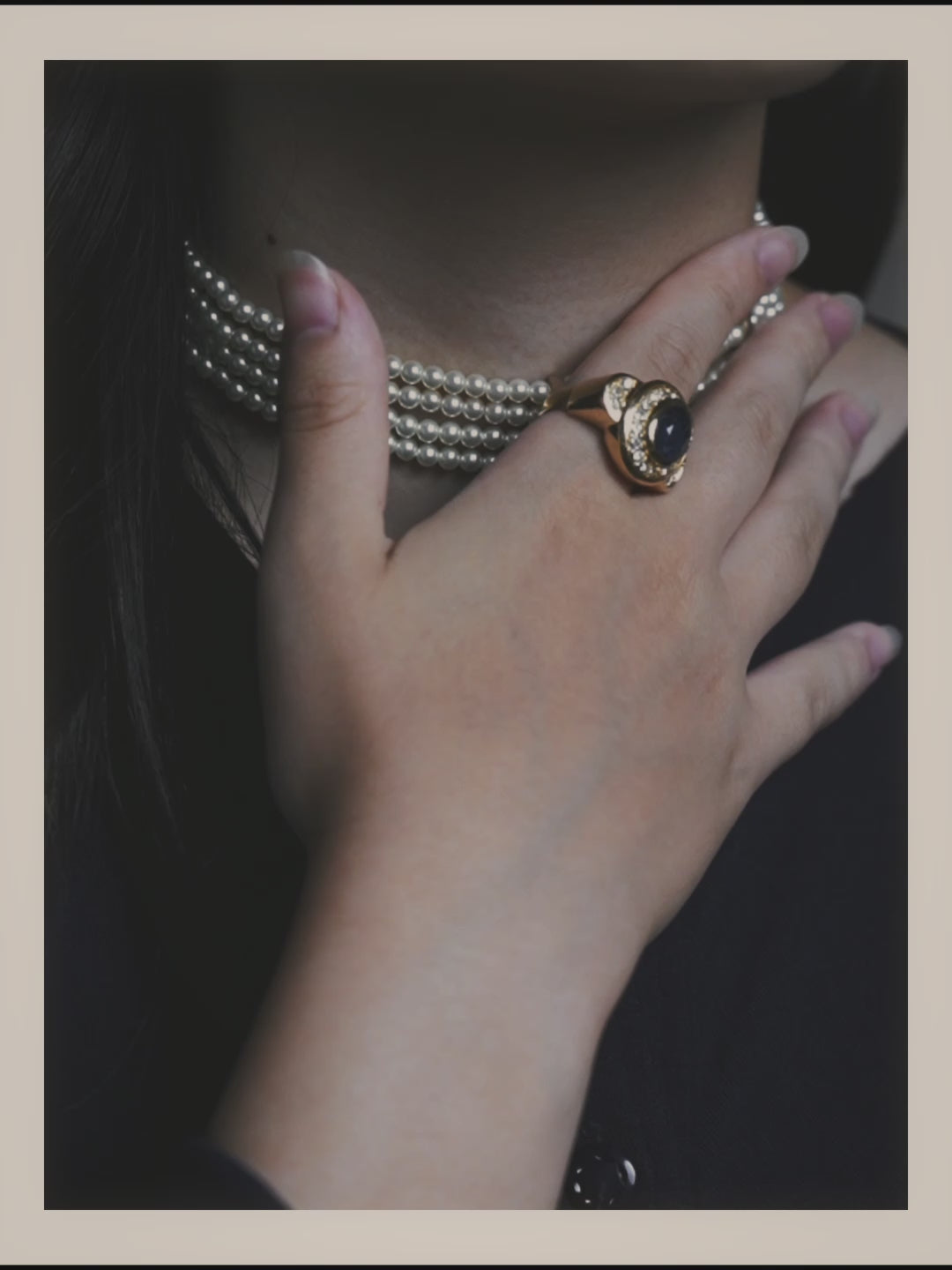 -SPECIAL- “Christian Dior” 90’s–00’s pearl cabochon multi-strand choker necklace